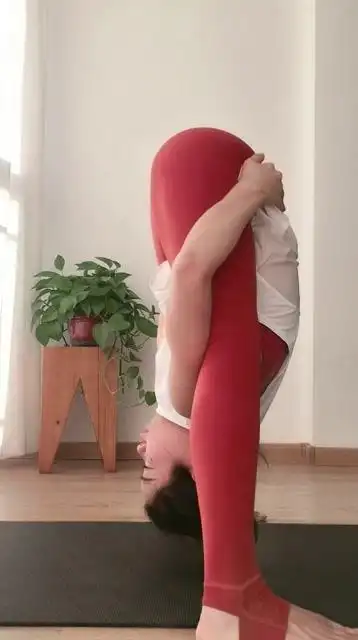 瑜伽最尴尬的动作没有之一