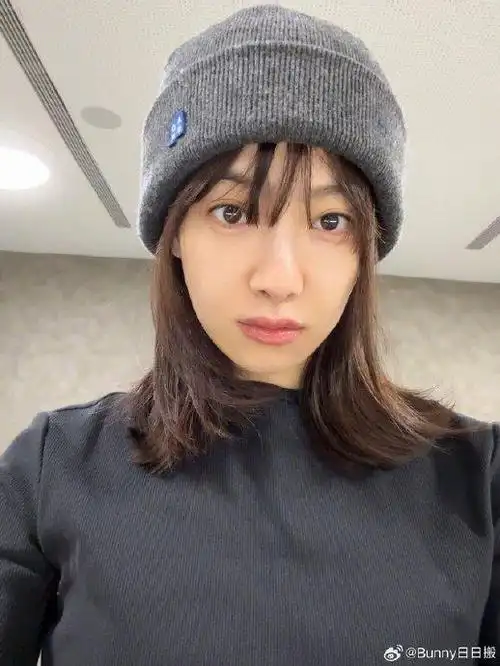 宋茜 素颜也依旧能打