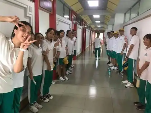 113中高一军训进行时第四天厚积行远