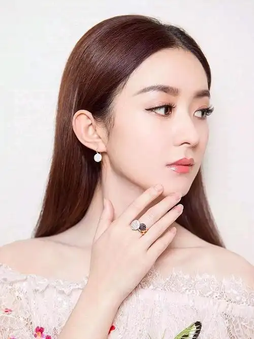 78一秒沦陷的s级鼻子——赵丽颖73说起男女老少都喜欢_圈子-新氧