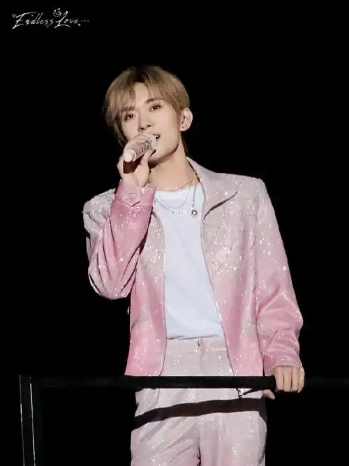 稔终章皆成序##tfboys是在擦玻璃吗##易烊千玺十周年演唱会单人机位