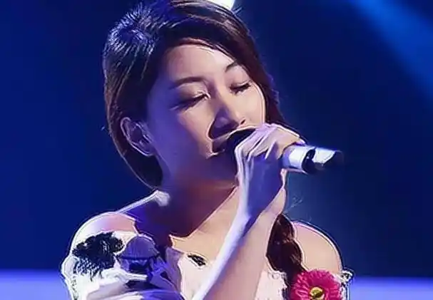 李嘉格:好声音没夺冠,却嫁给爱奇艺总裁,如今她生活的怎样了?