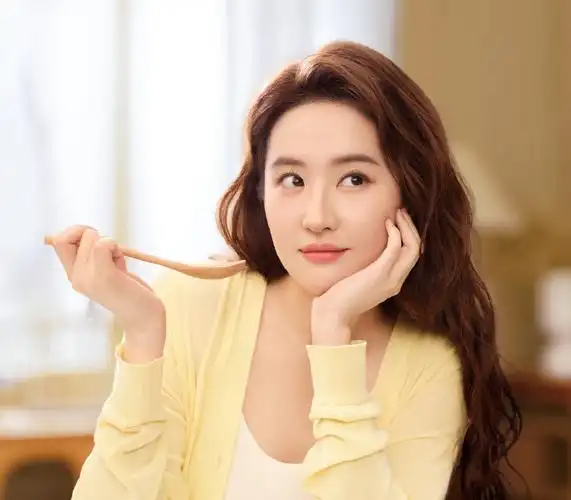 刘亦菲##美团外卖刘亦菲#【餐后甜点98——美团外卖广告高清图】