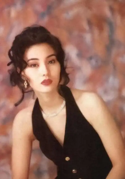 李嘉欣陪了刘銮雄10年,为何大刘离婚了也没有娶她