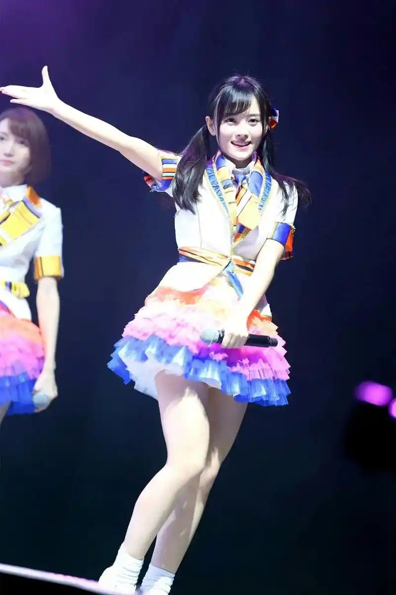 鞠婧祎 早期努力的宝宝! #卿初祎恋 - 抖音