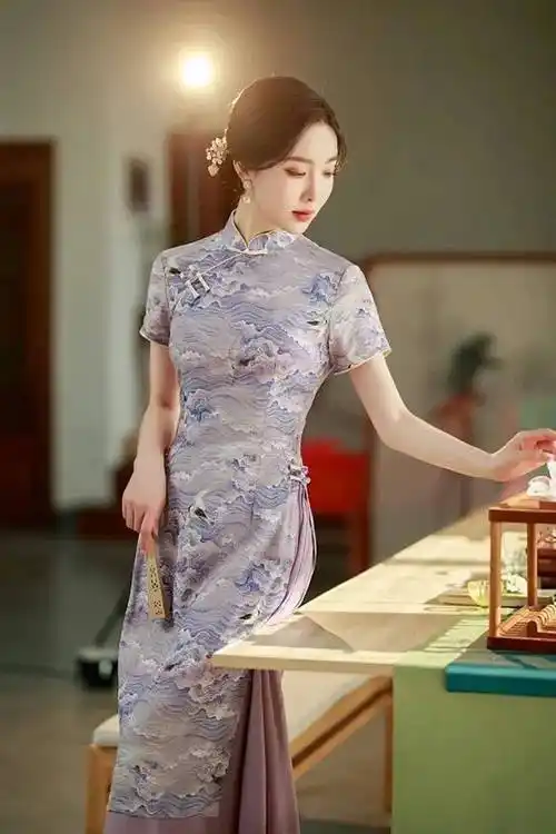 众里寻她旗袍总能让美女万里挑一让那一种美承载世界的巅峰