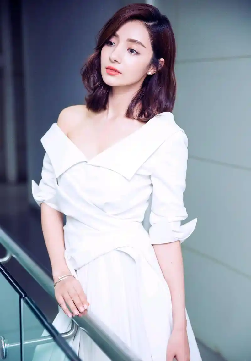 麦迪娜时尚美拍图集