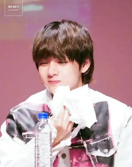 金泰亨可爱面包##金泰亨壁纸