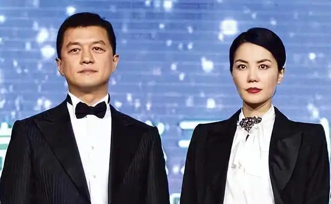 王菲前夫窦唯两次离婚两个女儿两份嫁妆背后是深沉的父爱