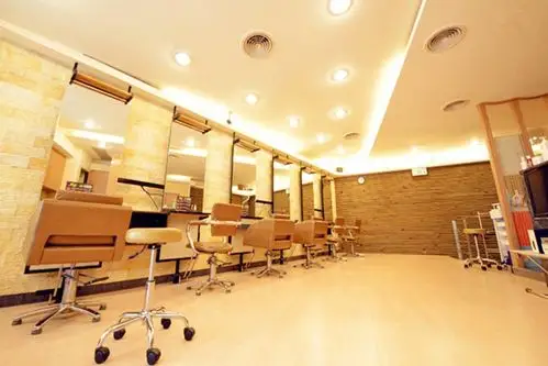 四川阳光发型屋