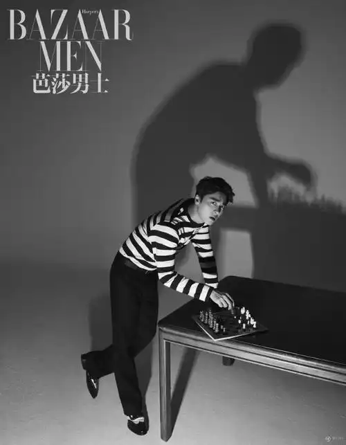 肌肉男:李易峰杂志时尚大片 男友力max令人过目不忘-小虾米