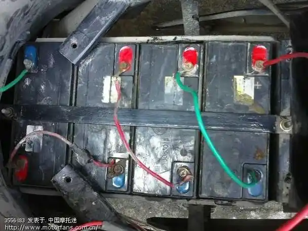 电瓶车电瓶接线处烧了(电车电瓶线烧了怎么办)