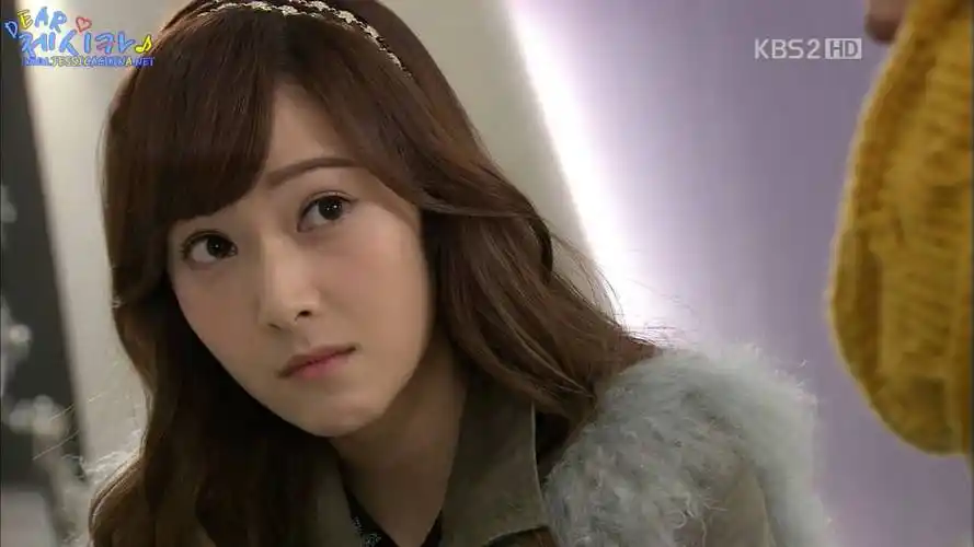 p>郑秀妍(jessica jung),1989年4月18日出生于美国加利福尼亚州