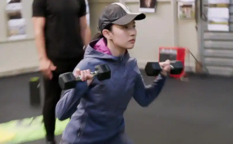 刘亦菲疏忽身材管理,现在虎背熊腰,还我当初神仙姐姐!