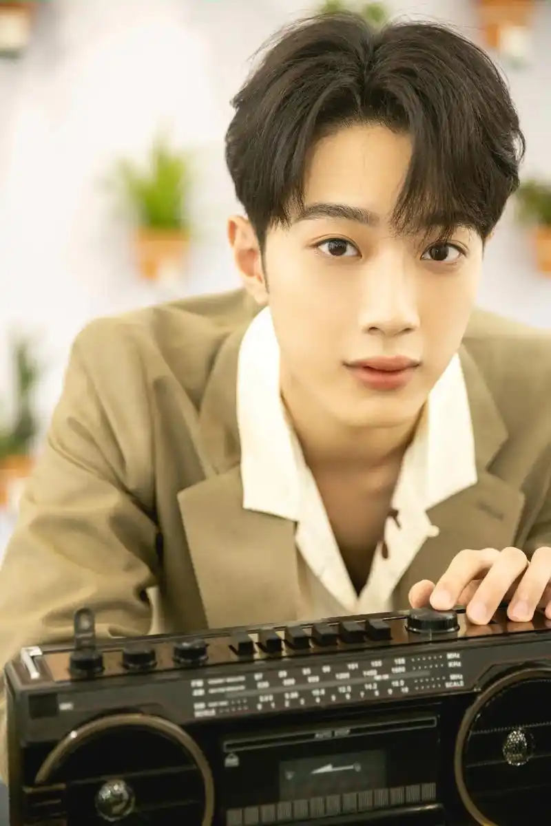 赖冠霖  #小奶罐 #帅气的腼腆男孩  - 抖音