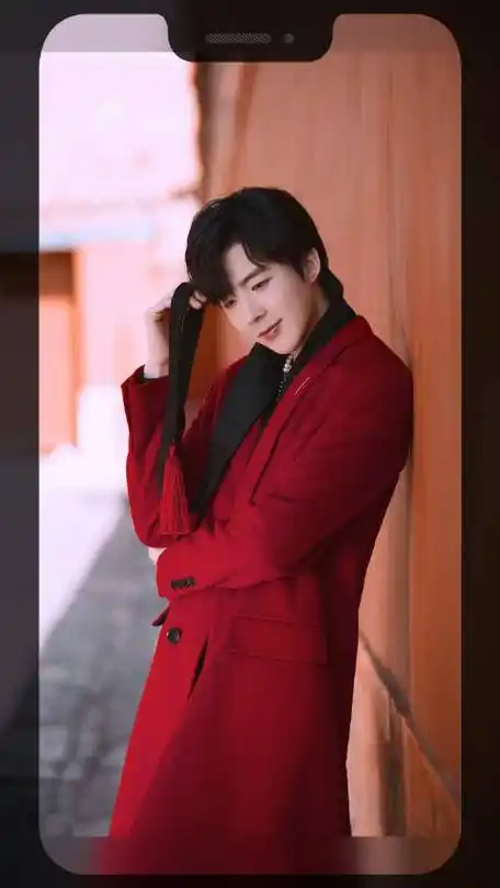 刘宇宁春晚彩排带妆路透##刘宇宁红色大衣