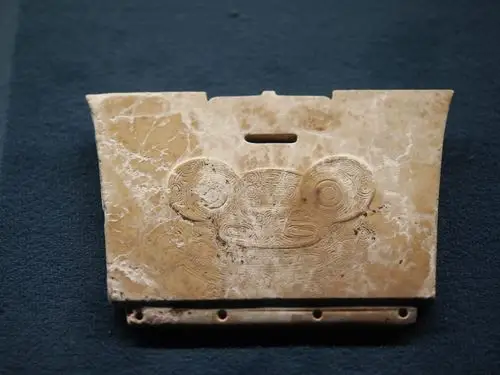 良渚与古代中国玉器显示的五千年文明展