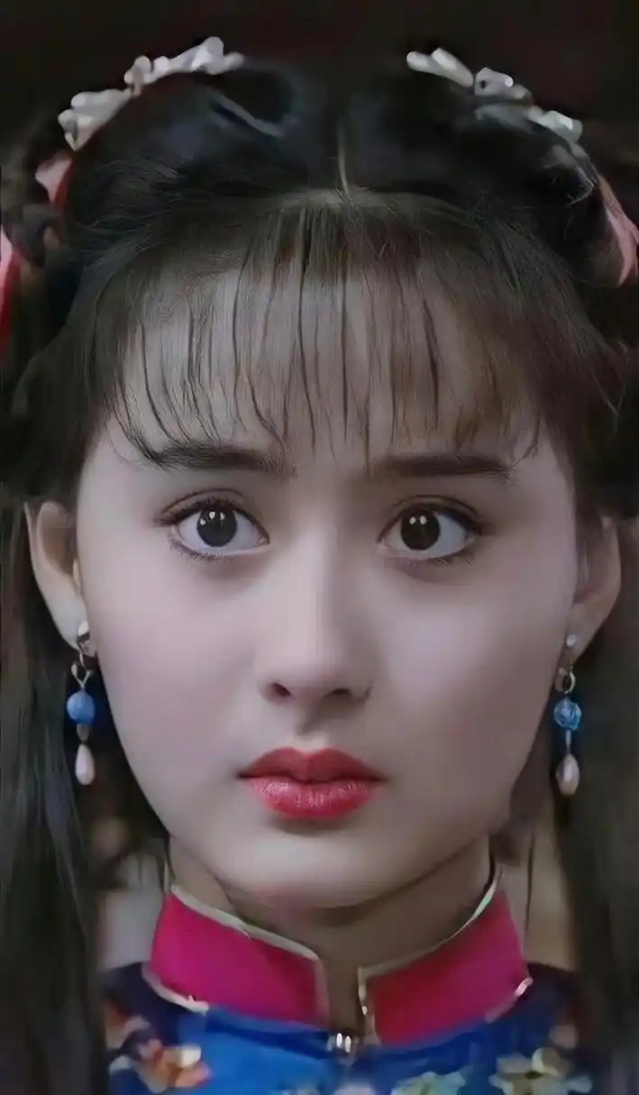 年轻时的陈德容可太美了,颜值简直是娱乐圈之光,感觉现在的小花也很少