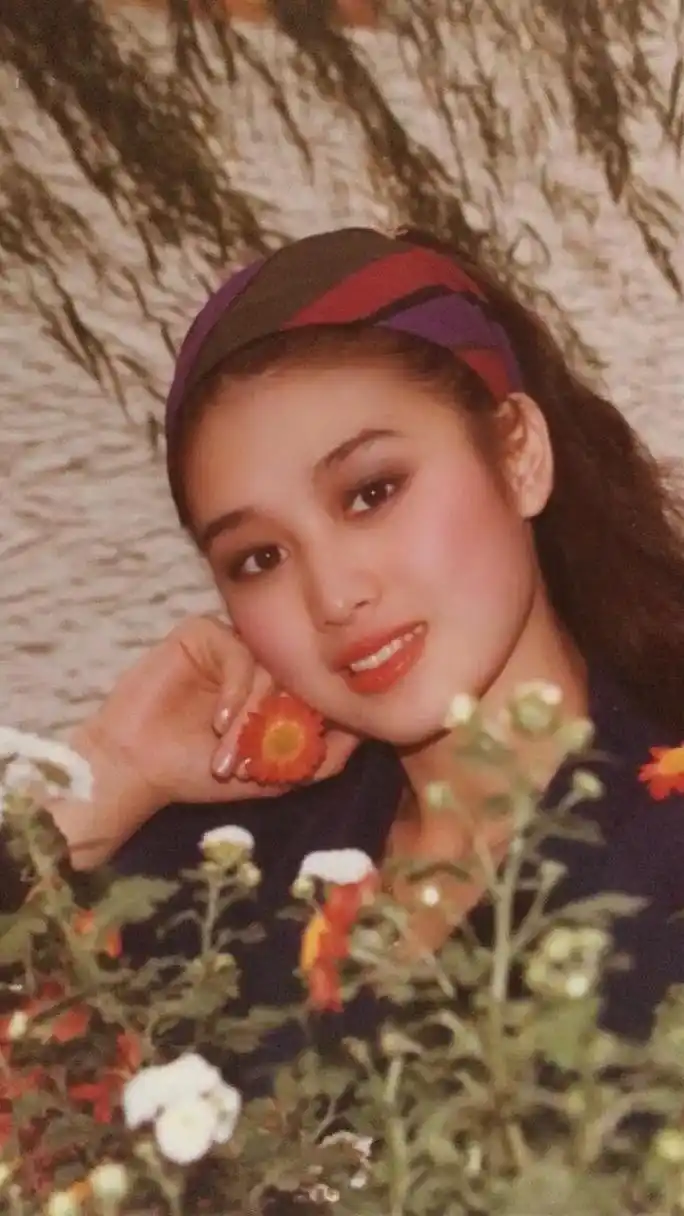 果然郑爽是从小美到大,这才叫爽心悦目!#治愈系笑容 #又美又 - 抖音