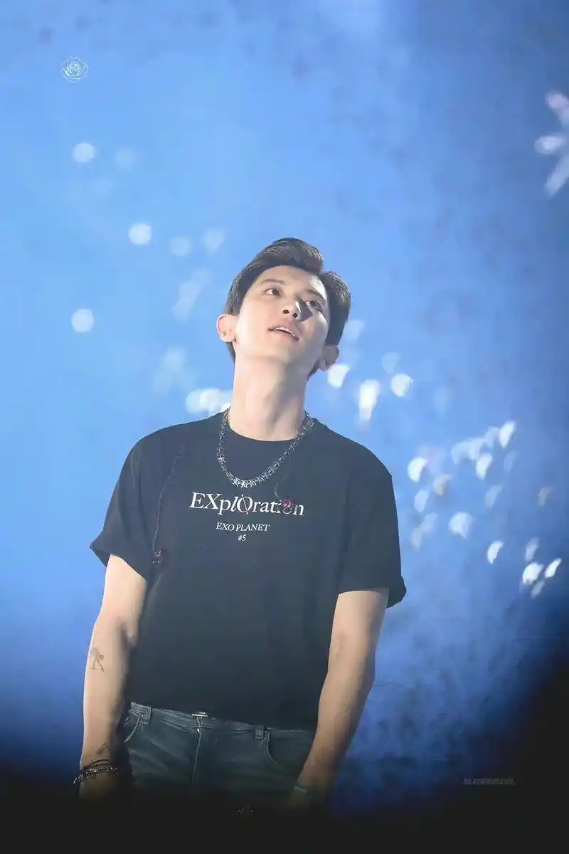 朴灿烈#灿烈#chanyeol 简单分享一些好看的壁纸啊  - 抖音