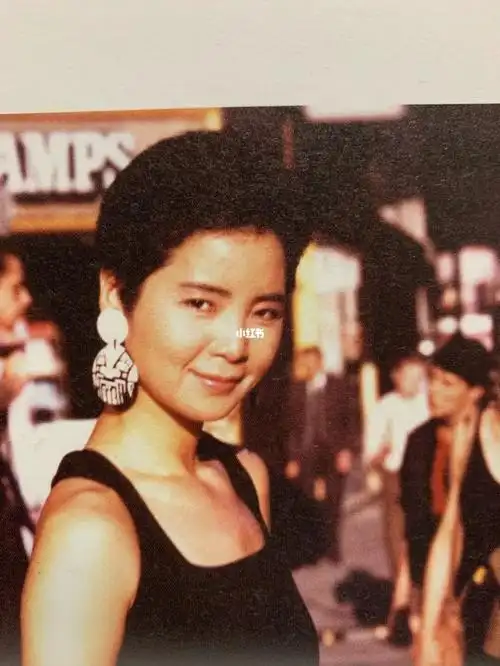 邓丽君生日快乐