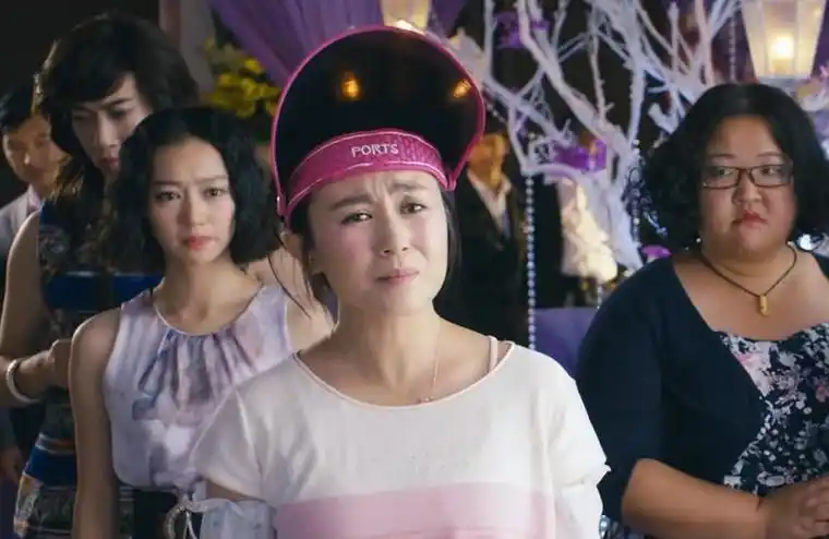 "马来"版《夏洛特烦恼》辣眼睛,相比较马丽简直堪比林志玲