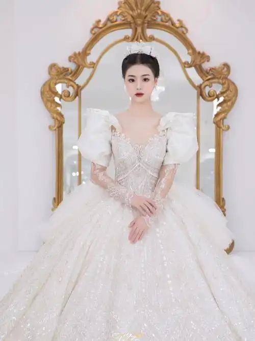 高定新娘跟妆婚纱#复古  #新娘跟妆  #新娘造型