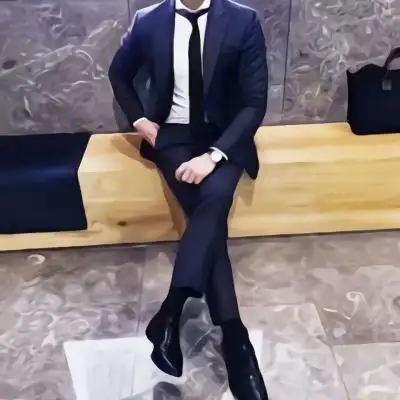 超绅士高级感爆棚的简约西装男头 不露脸儒雅绅士风的成熟头像男_男生