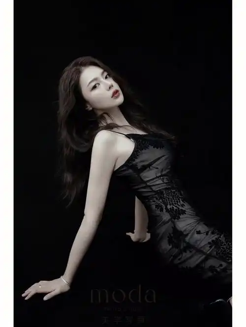 御姐写真风情万种女人味