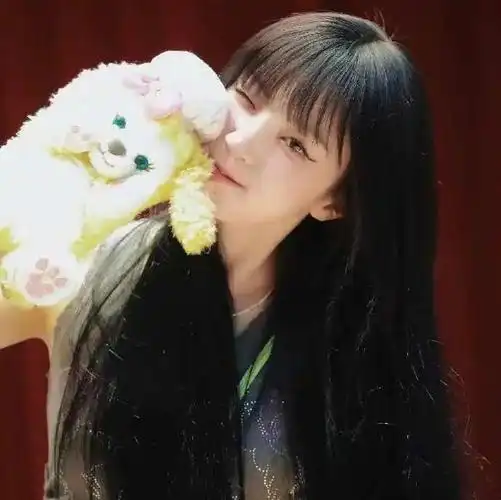 kpop从来不缺头像·宋雨琦