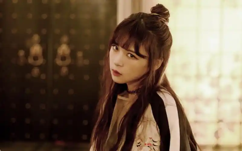 【张语格】7sensesの未播花絮:小酷孩儿用一个眼神就能杀死你!