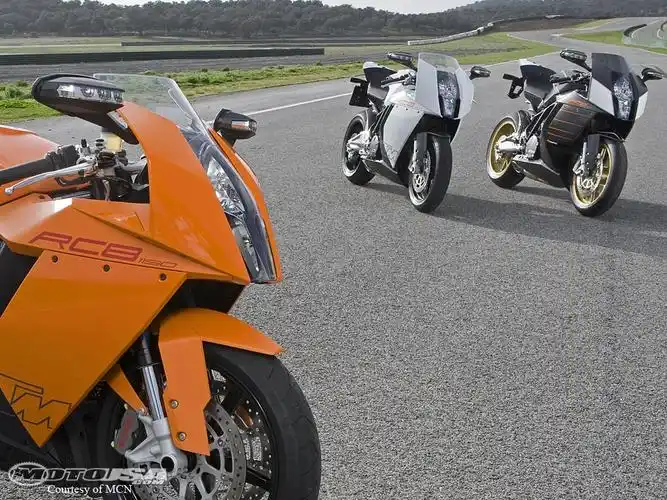 款ktmrc8摩托车图片