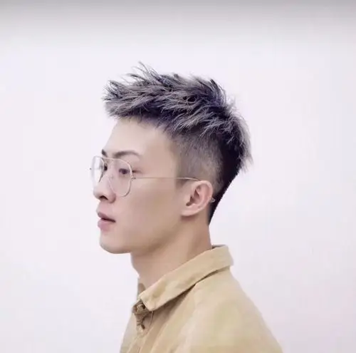 两边剃掉的发型叫什么铲青发型男帅气图片
