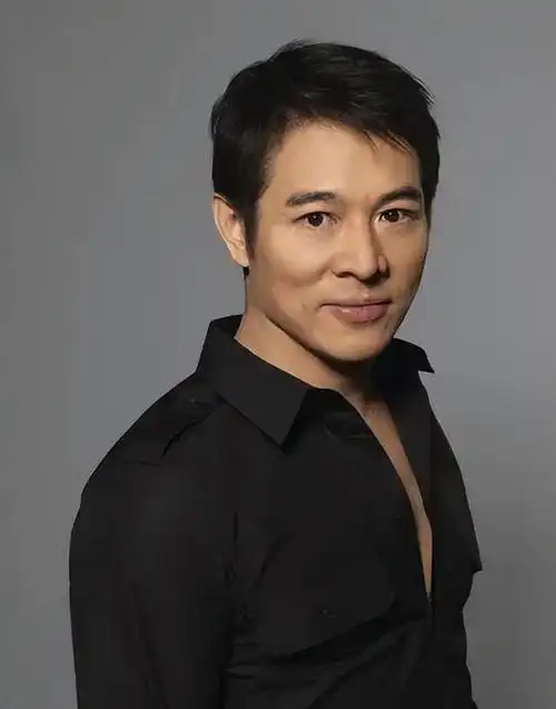 李连杰"毁容式"近照曝光!功夫皇帝的他,为什么一直被质疑?