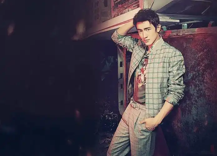 原创个性独特演技出色娱乐圈显眼包林更新真是一股清流