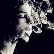 灰色男生抽烟伤感头像,抽的是寂寞,抽的是孤独