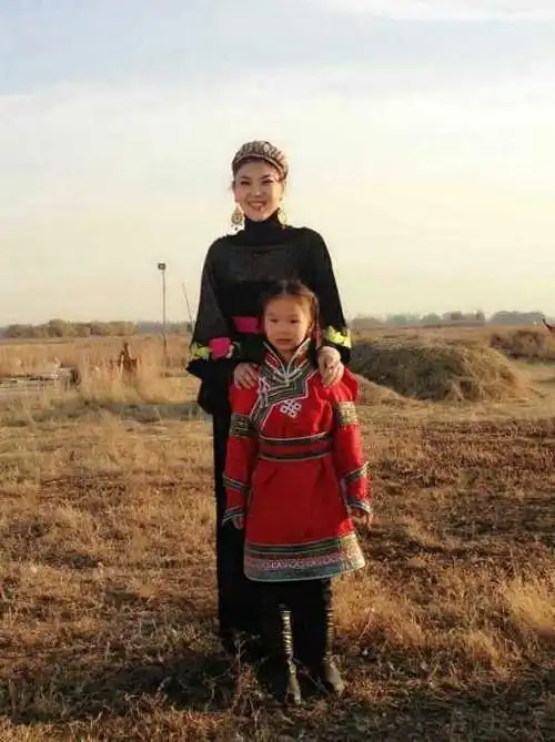 乌兰图雅《我的蒙古马》:新民族流行音乐旗帜