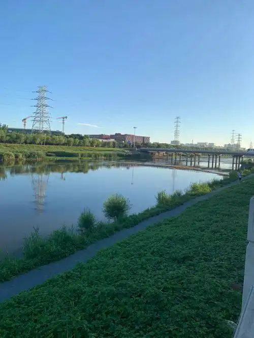 早上六点的凉水河公园