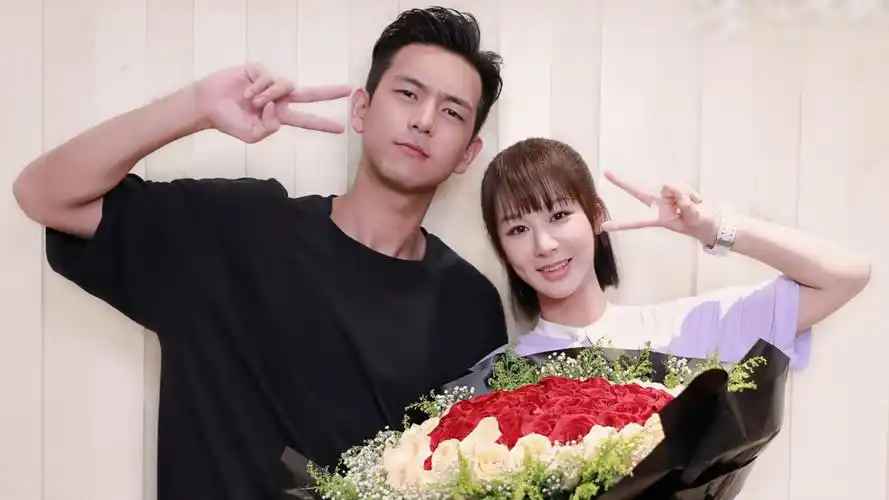 杨紫李现二搭,童颜夫妇时隔六年再合体,李现粉丝不满大量脱粉