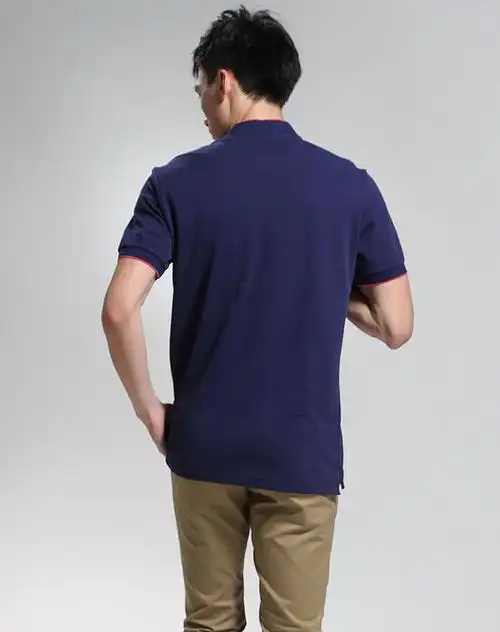 藏青色休闲短袖上衣