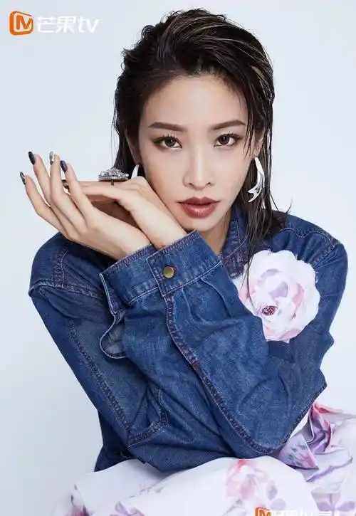 原创杨烁袁咏琳董力看他们以不同的时尚张力演绎耀目星辰