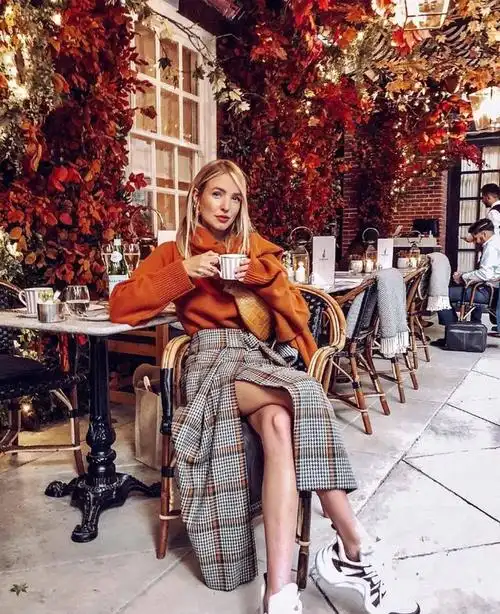 米兰博主欧美风穿搭摩登又极具高级时尚感