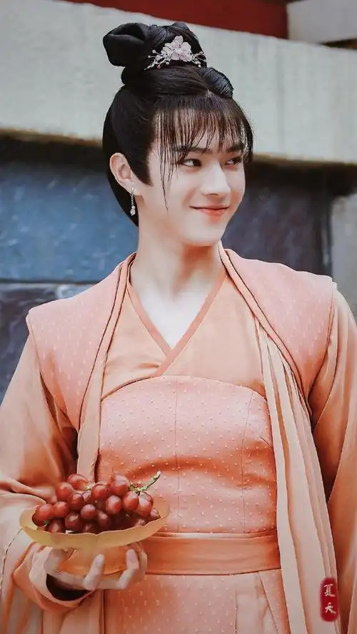 童年照一出答案自然来了|单眼皮|鞠婧祎_网易订阅