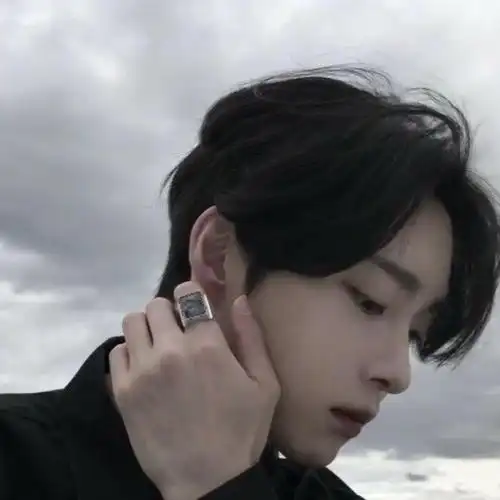 微信好看帅哥真人头像图片