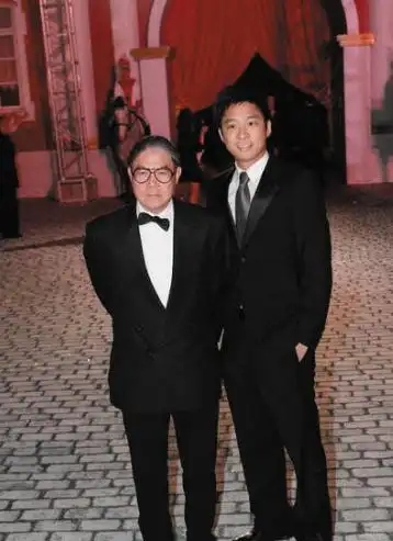 霍启山:情路坎坷,与3个女人纠葛10年()