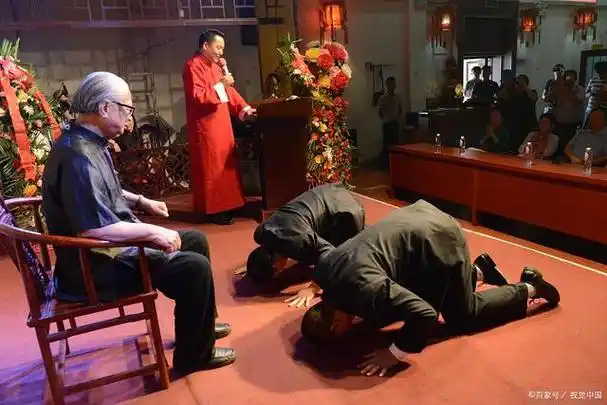 给长辈磕头的注意事项