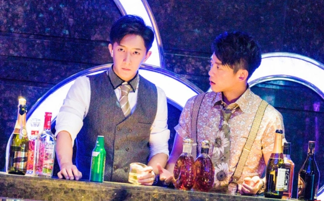 郑恺名下豪华夜店曝光地处上海繁华路段一个卡座最高30万