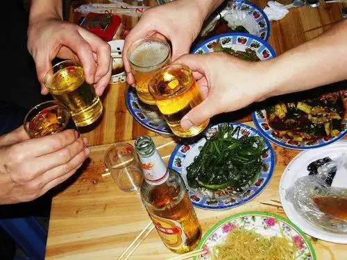 强势推荐--吃烧烤喝啤酒休闲好去处