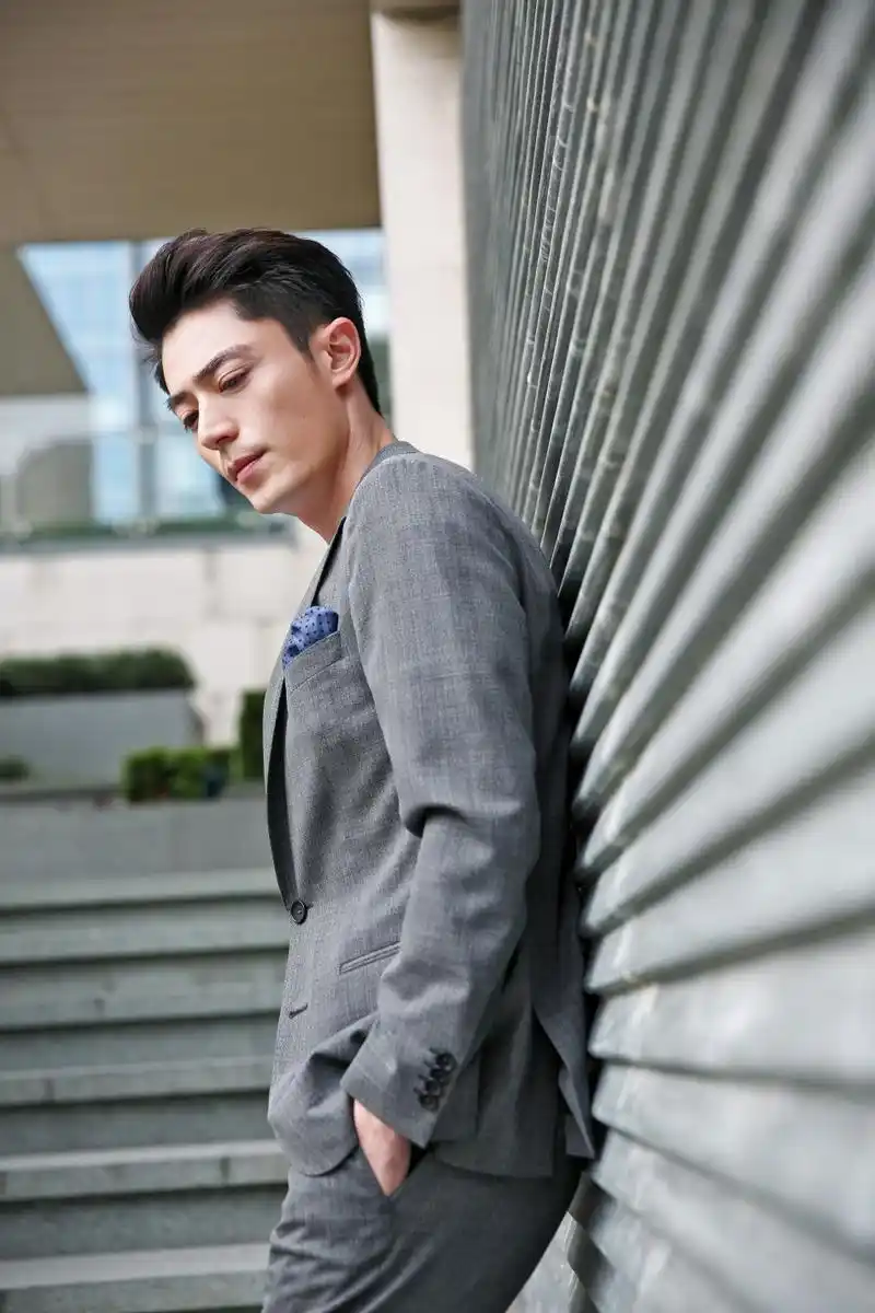 老干部霍建华帅起来,根本没其他事