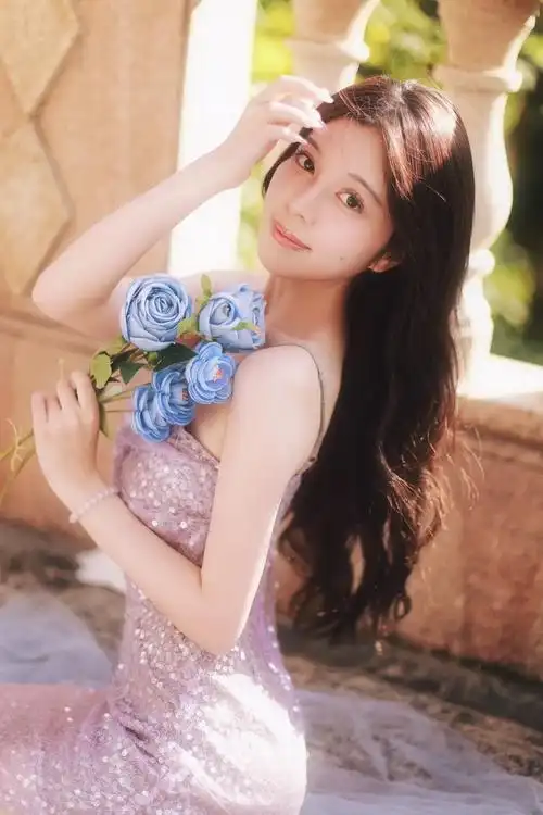 这种大美女到底是谁在拍啊?哦是我!90.欣宝真的好适合这种氛 - 抖音